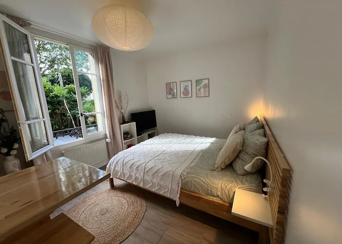 Escale Cosy A Pontoise Avec Terrasse
