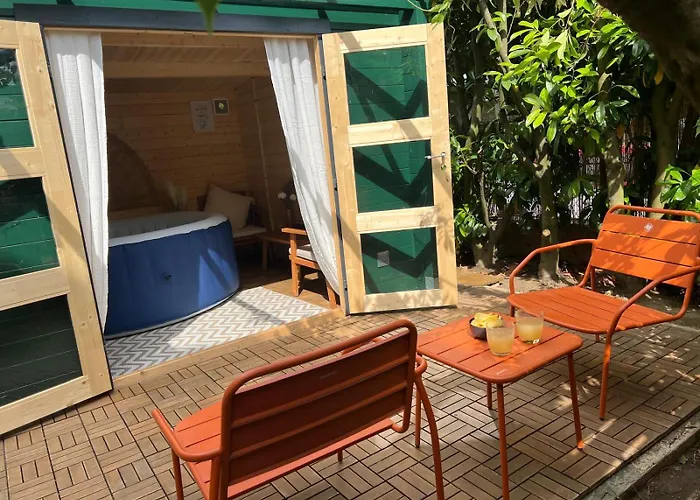 Escale Cosy A Pontoise Jacuzzi Et Terrasse