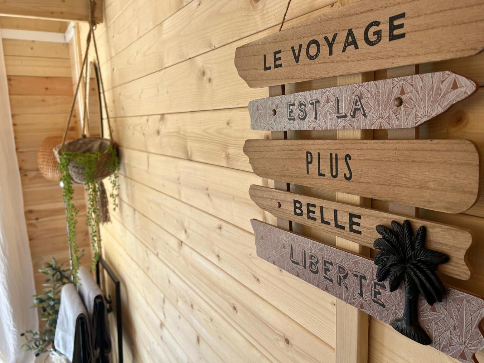 Escale Cosy A Jacuzzi Et Terrasse Pontoise
