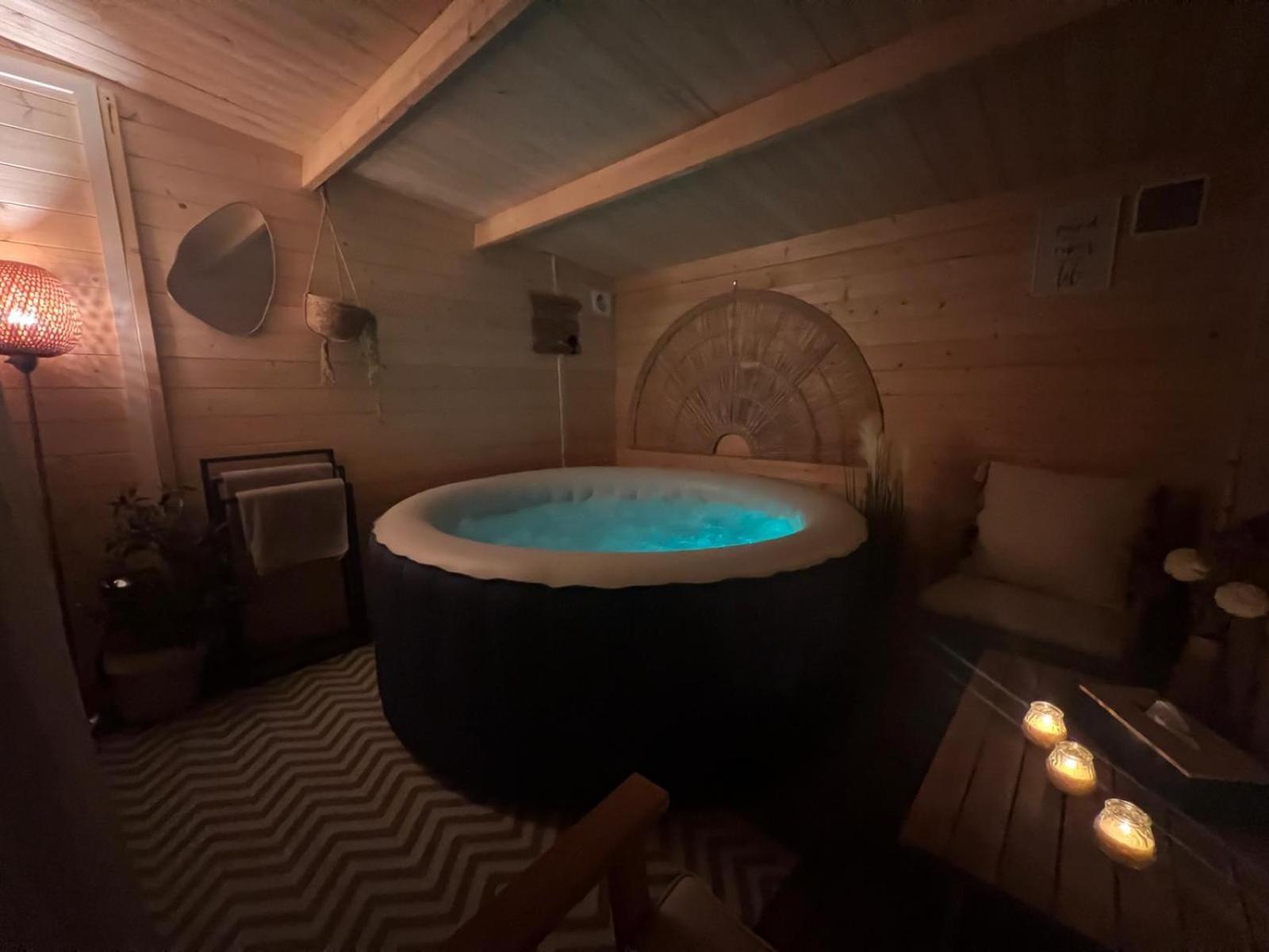 Escale Cosy A Jacuzzi Et Terrasse *